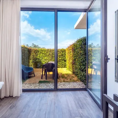 Mercedes Country house Faro