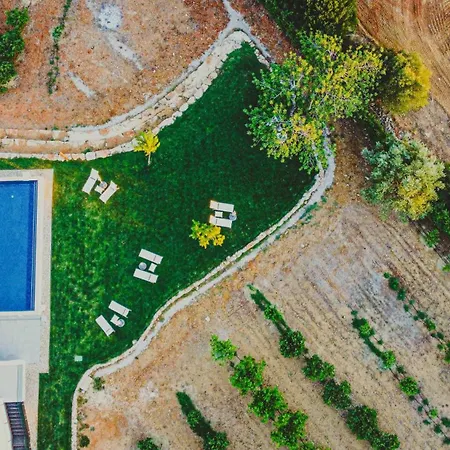 Mercedes Country house Faro