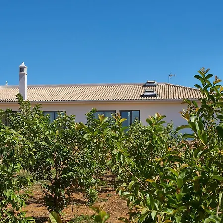Country house Mercedes *